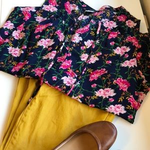 NWOT Floral Old Navy Blouse